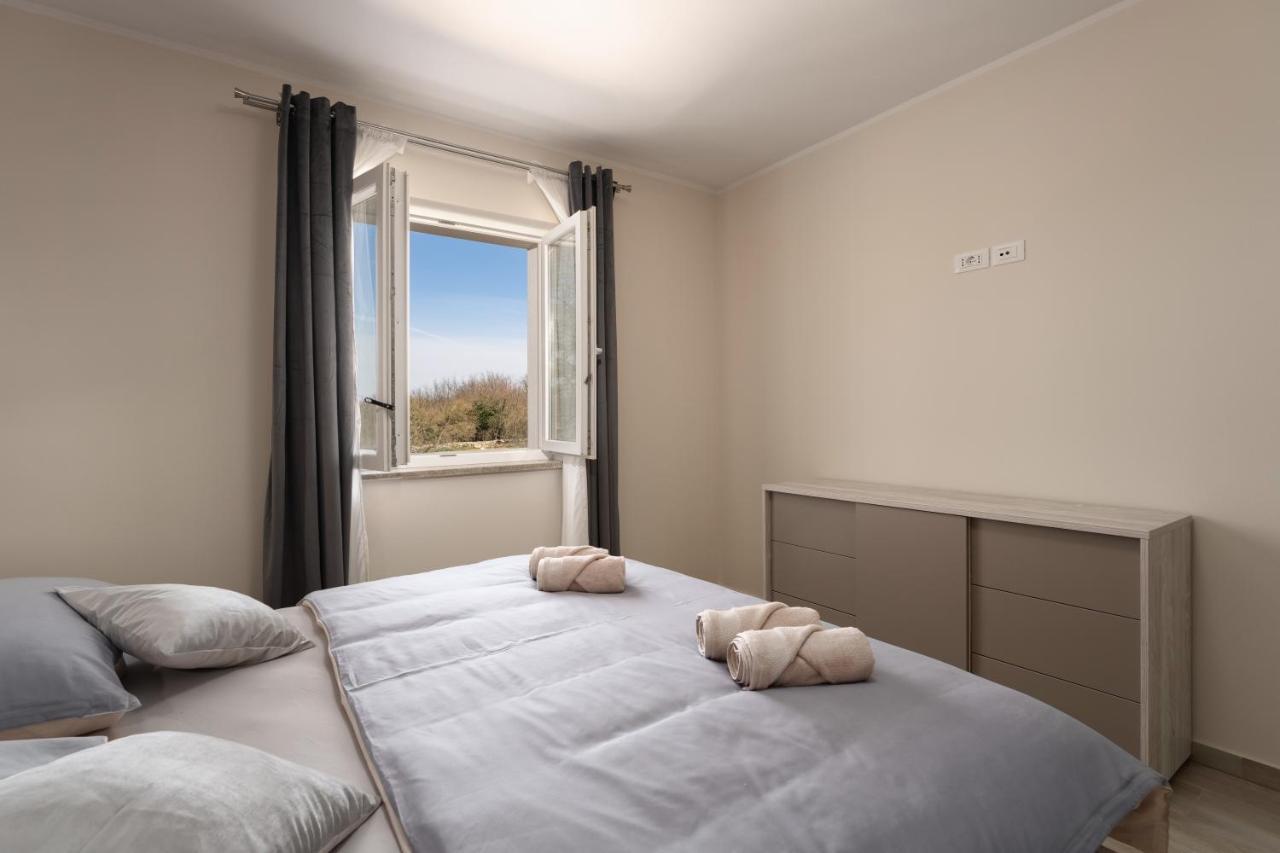 Villa House Leana *
